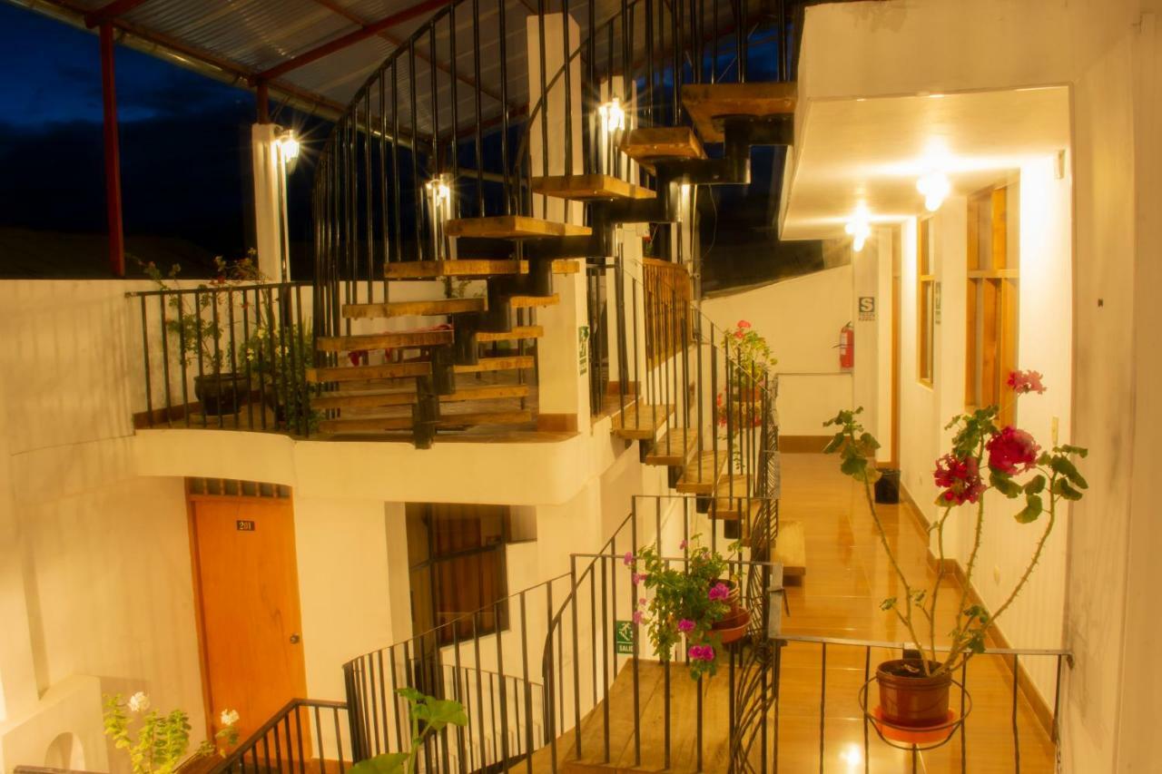 La Casa De Los Balcones Chachapoyas Eksteriør billede